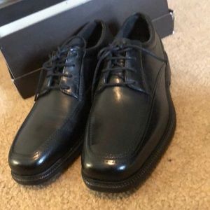 Bostonian Flexlite Dress Shoes